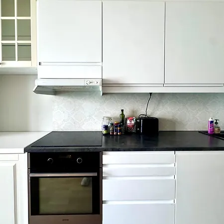 Center Convenient Location 3r With Lift Walking To Everywhere Apartment *